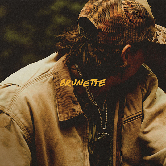 TUCKER WETMORE SHIPS NEW SINGLE “BRUNETTE” TO COUNTRY RADIO (AUDIO...
